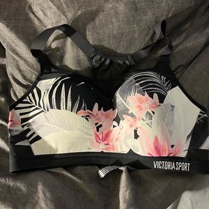 VS sports bra